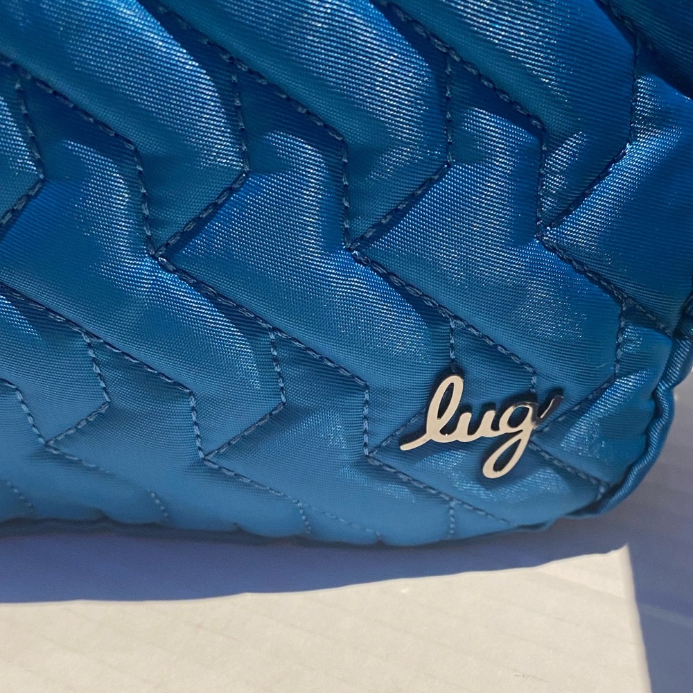Lug Navy Quilted Messenger Bag🩵 - Picture 5 of 15
